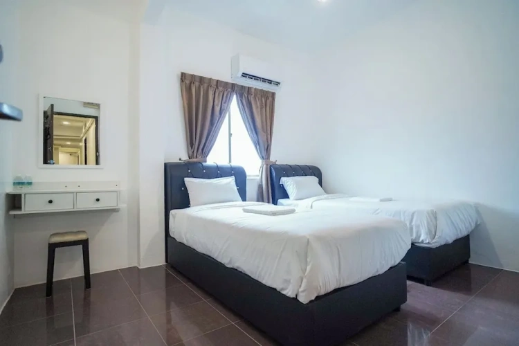 Economy Twin room