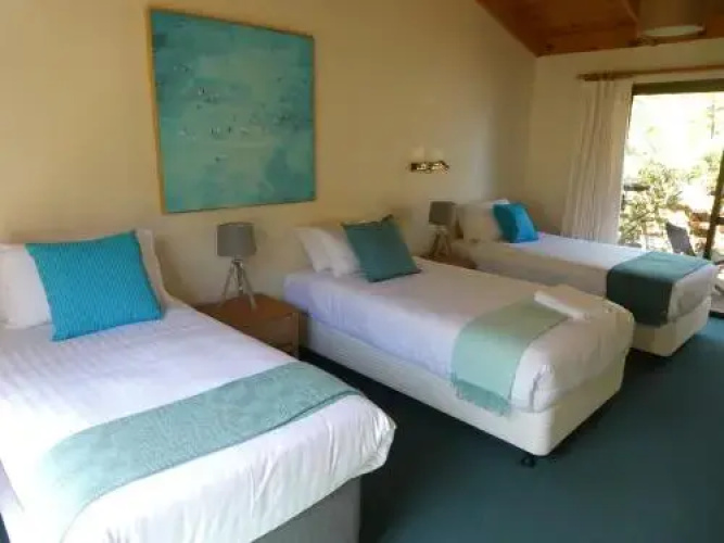 Osprey Lodge Beachfront Bed & Breakfast
