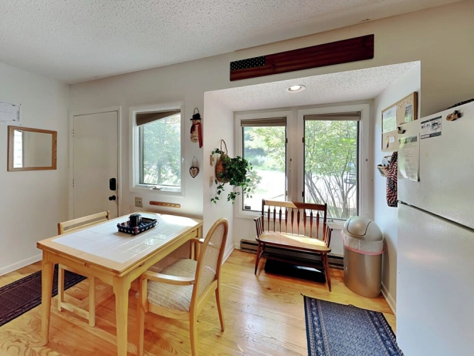 2 Bedrooms Studio