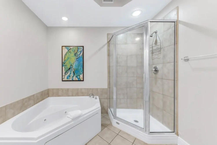 3 Bedrooms Comfort room beachfront
