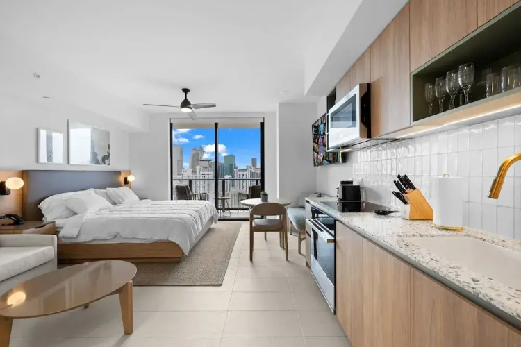 Elegant Studio with Panoramic City Views