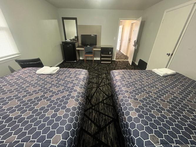 Budget Inn Oskaloosa US 63 Near Pella