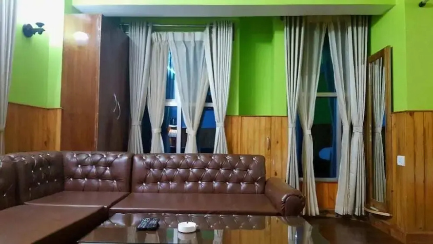 Hotel Mount Royale
