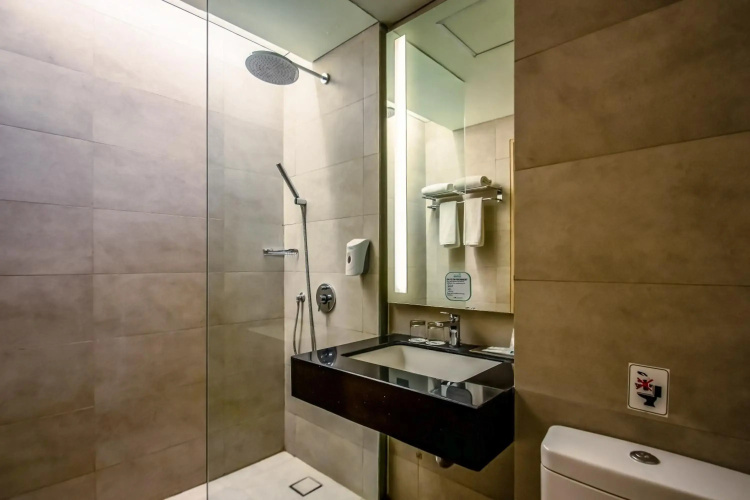 Hotel AYOLA Lippo Cikarang