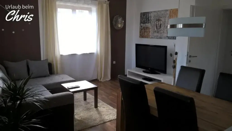 3 Bedrooms Apartment