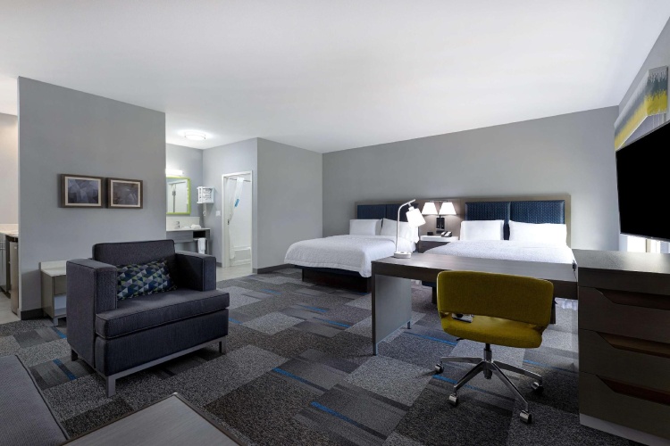 Quadruple Suite