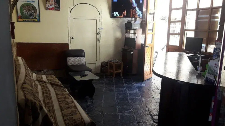 Yuri's Sanbleño II Hostel