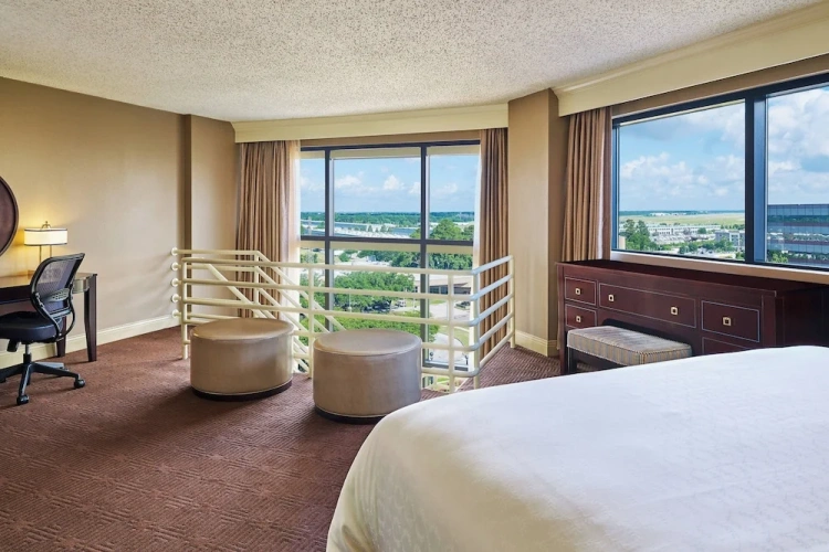 Club Level Family Double Bi-Level Suite