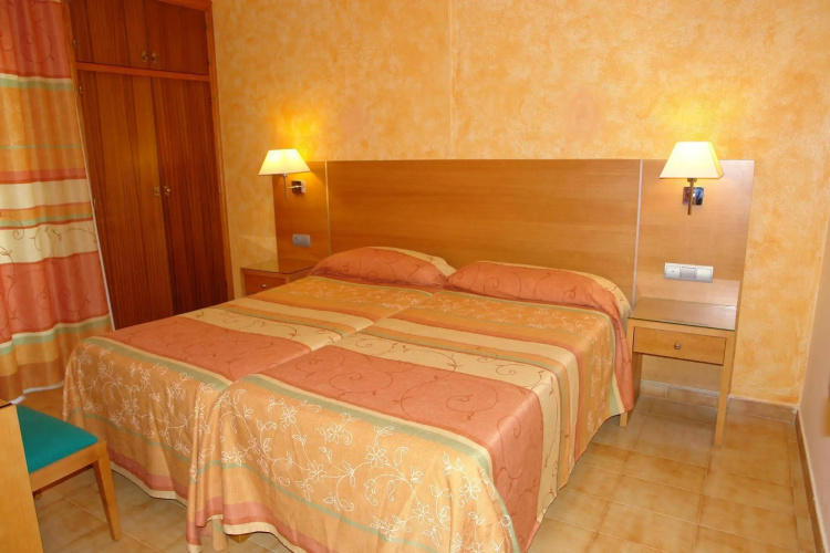 Balansat Torremar Apartments