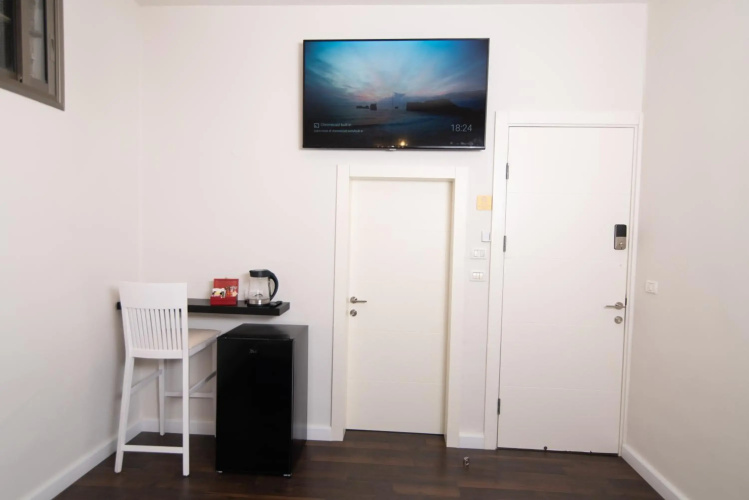 Prestige Room in Prestige location