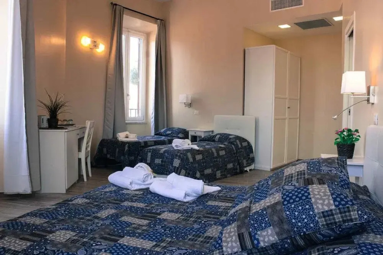 Serventi Longhi Rooms