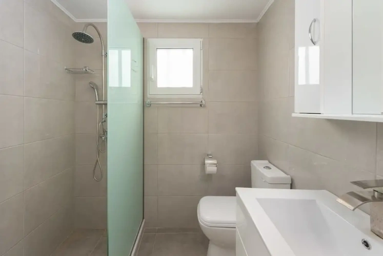 1 Bedroom Basement Apartment