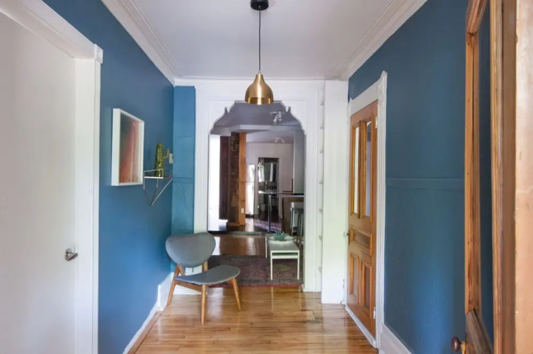 Classic 3BR Facing La Fontaine Park by Namastay