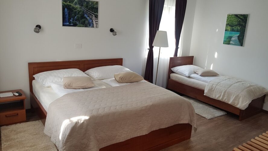 Plitvice Lakes Villa Mija Over view