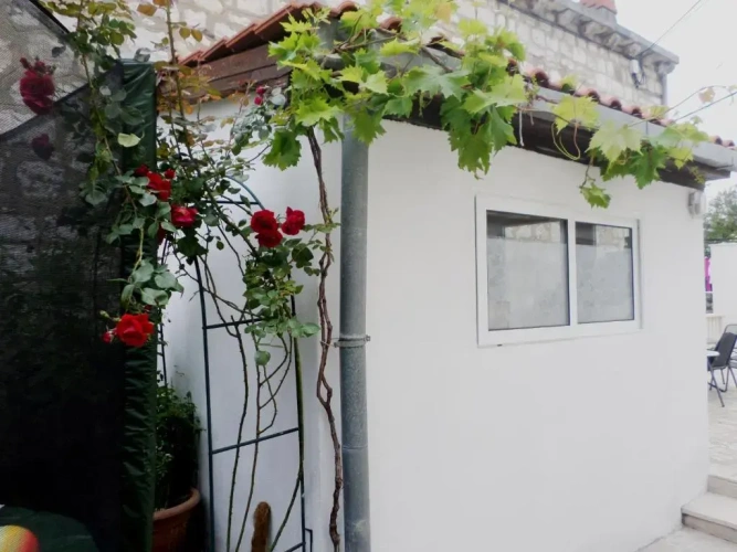 2 Bedrooms Apartment with balcony