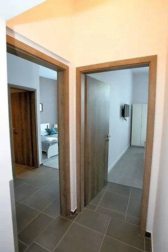 Center Rooms