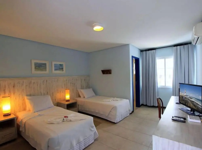 Farol de Itapuã Praia Hotel