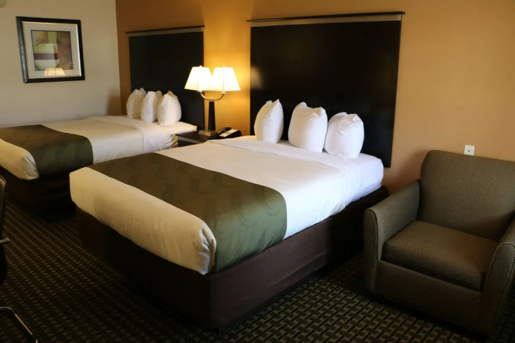 Highland Inn