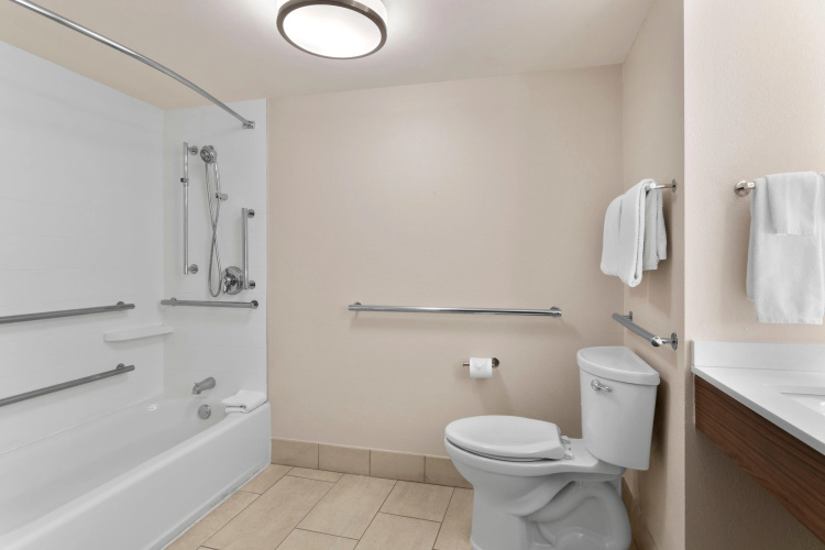 Comfort Inn South Forest Beac photo 11
