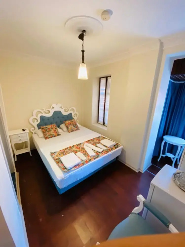 Maya Hotel Studio E