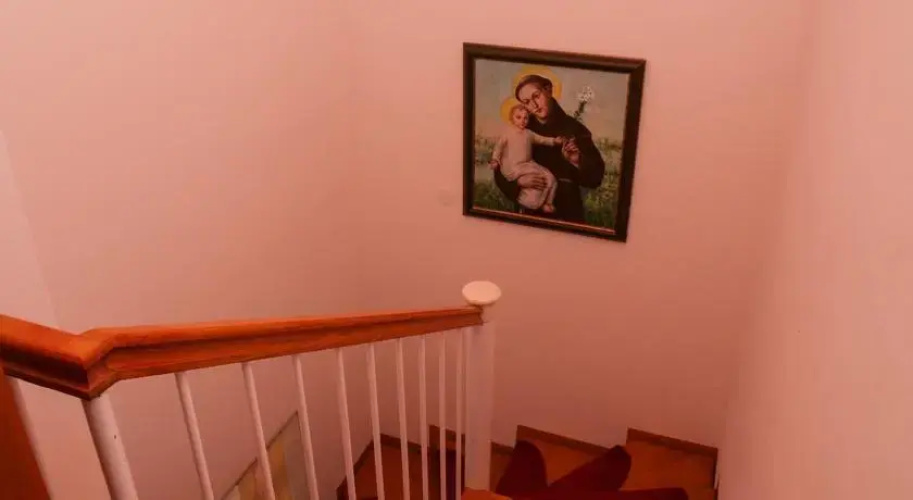 Apartment Leona