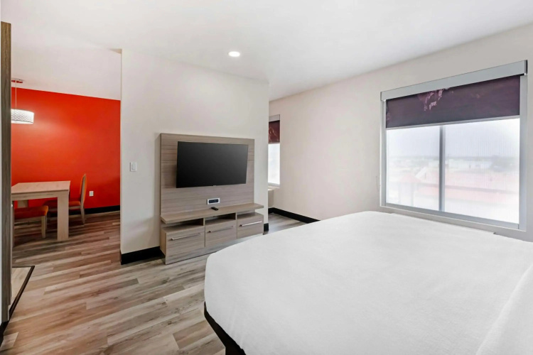Best Western Plus Executive Residency Carlsbad Hotel