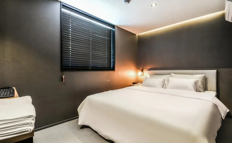 Hotel Deluxe