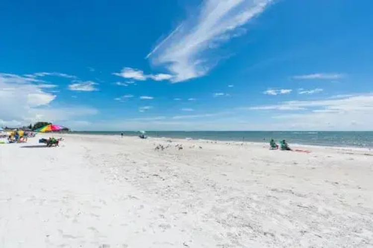 200 Beach Place Condos