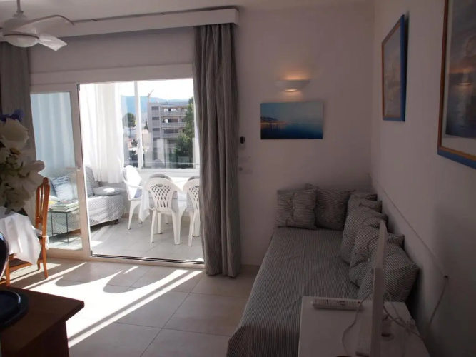 Miramar 28A