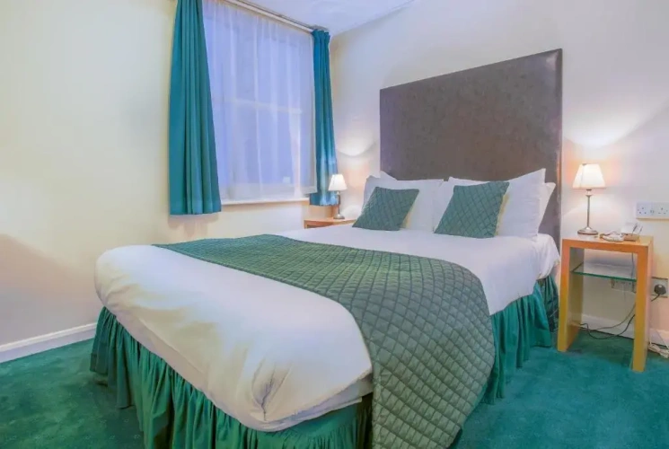 Standard Double Basement room