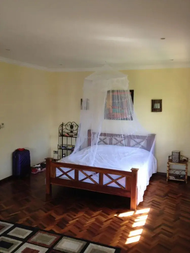 Beautiful 4-bed Villa Pool & Maid in La Preneuse
