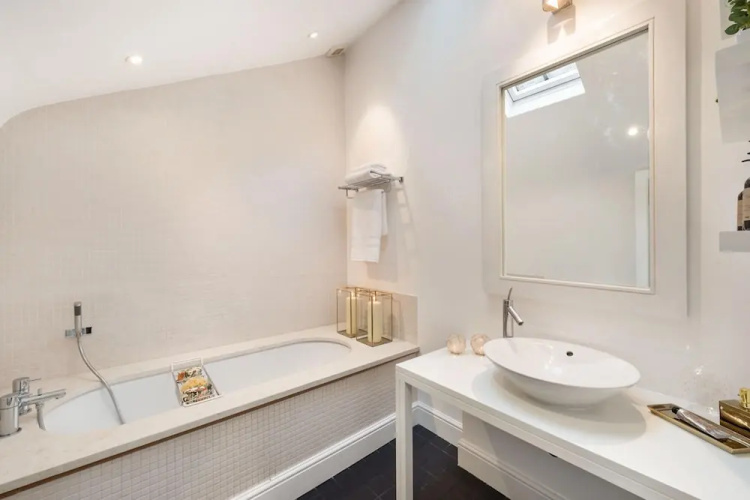 Pavilion Road - 3 bed