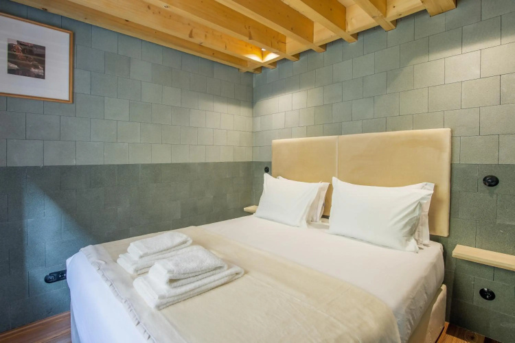 62 Design House II