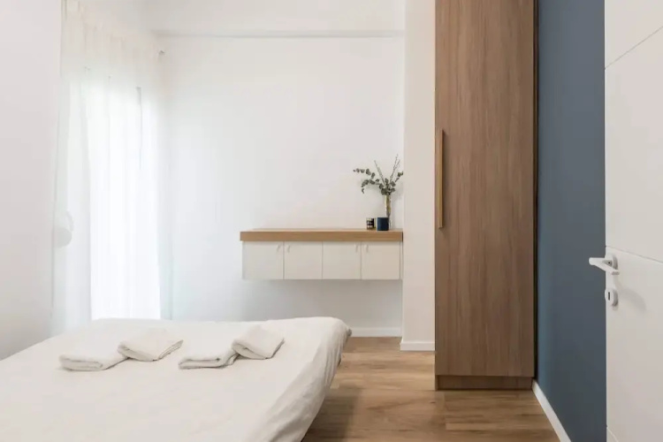 Central C&P Minimal Apartment