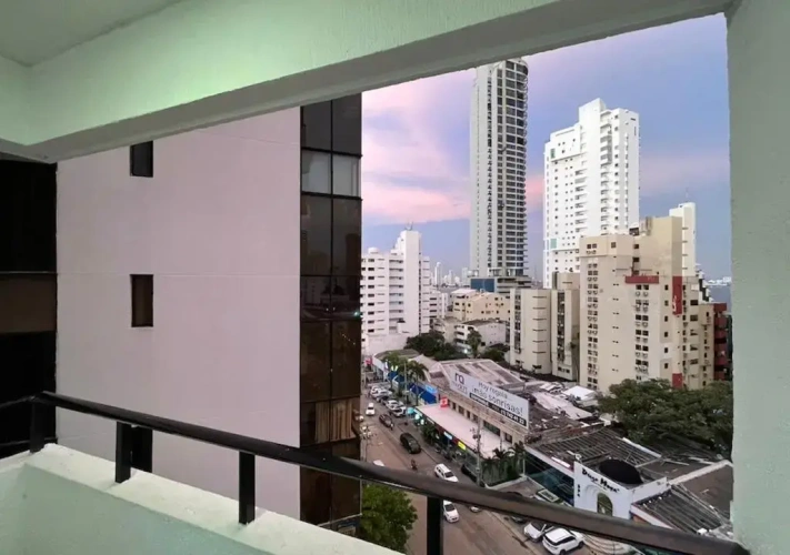 2 Bedrooms Apartment