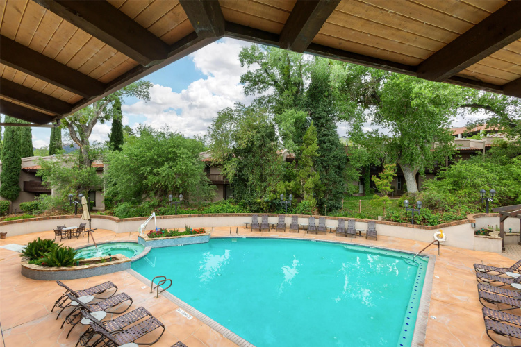Best Western Plus Arroyo Roble Hotel & Creekside Villas photo 17