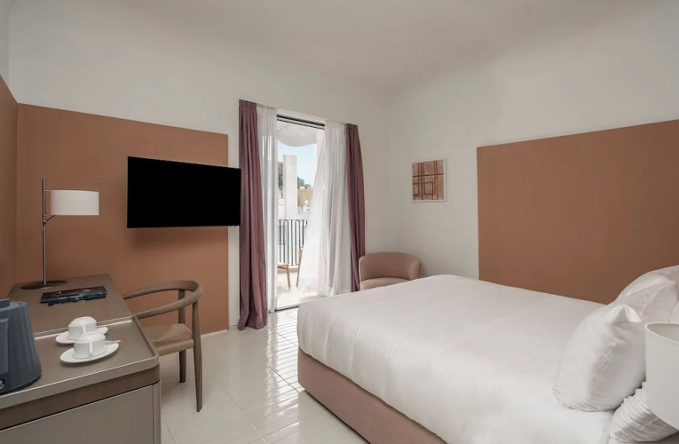 Villa Certosa Capri Boutique Hotel