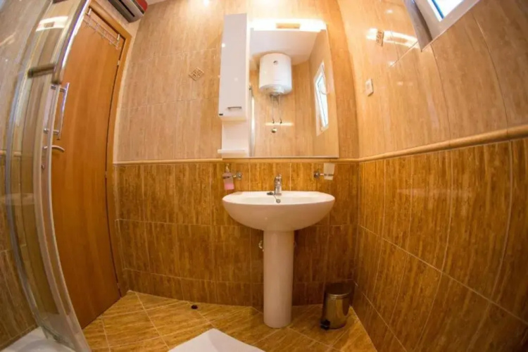 Studio Flat with Shared Pool in Prčanj Montenegro