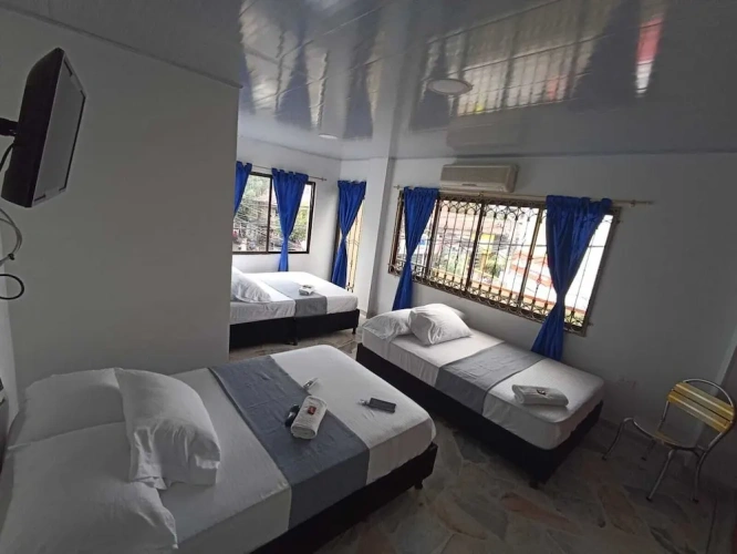 Standard Quadruple room with balcony and with city view