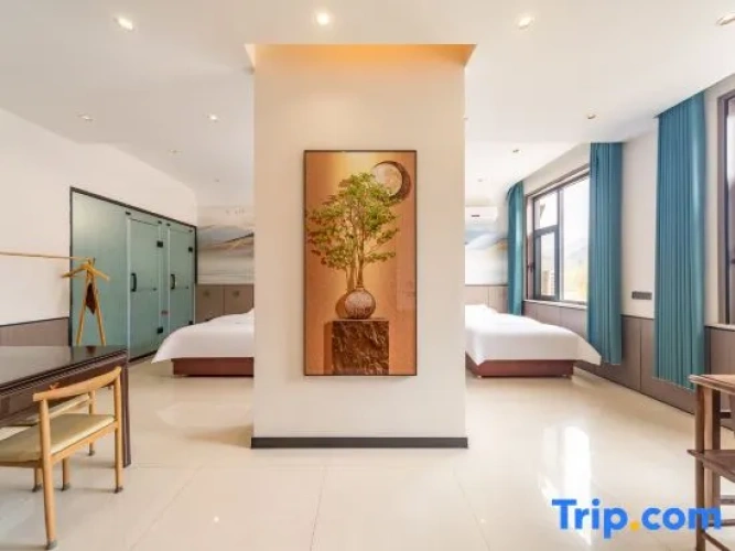 Deluxe Triple room