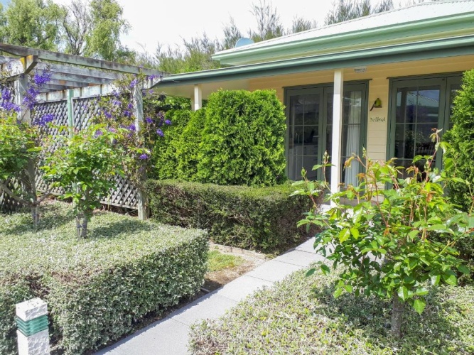 2 Bedrooms Deluxe Cottage