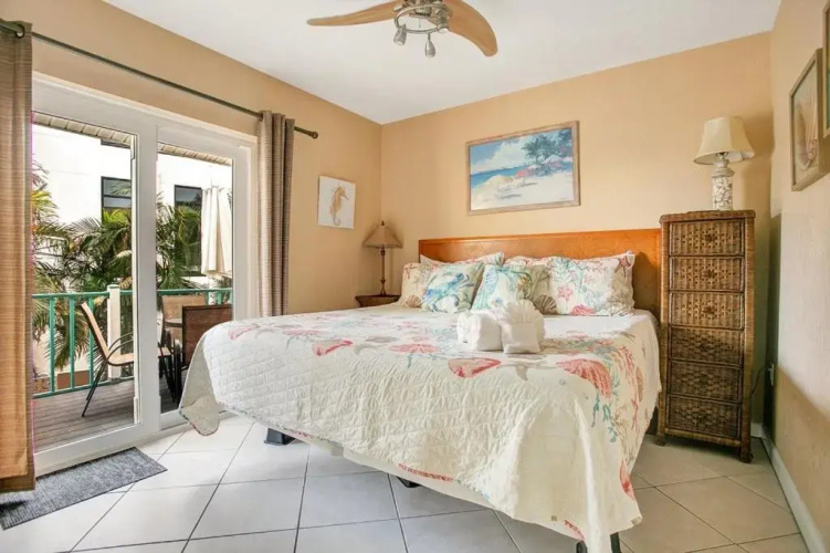 Five Palms Suite 209 - Daily - Weekly - Monthly