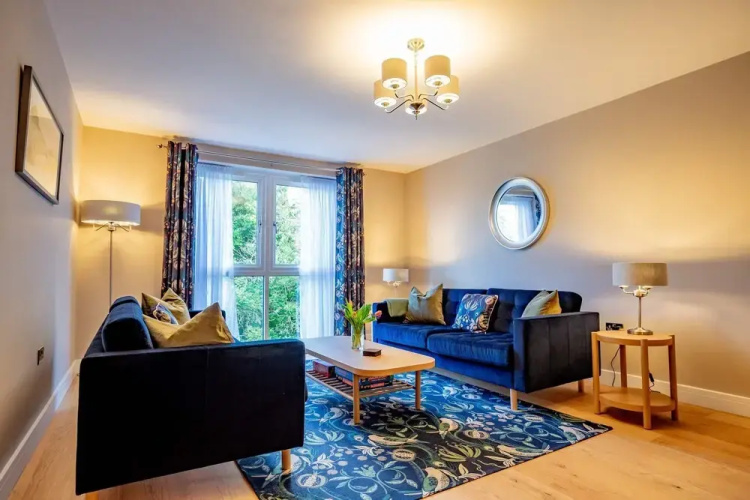 Host Stay Hilltop House
