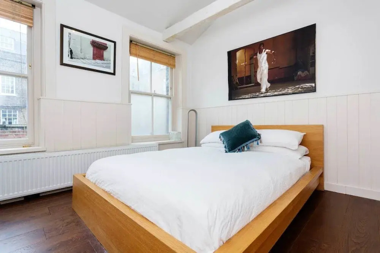 Bloomsbury Mews