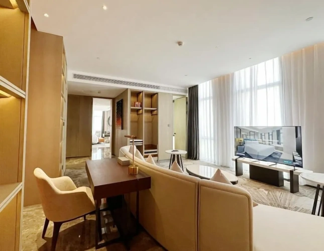 Double Suite