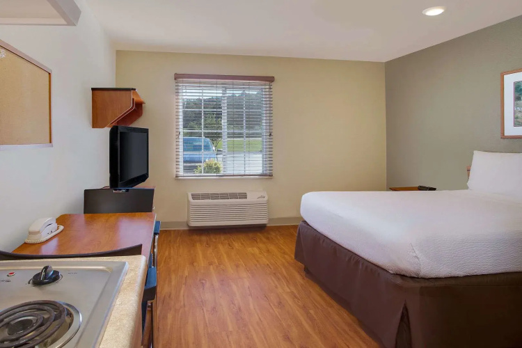 Studio 6 Extended Stay Birmingham Pelham AL