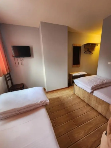 Economy Twin room