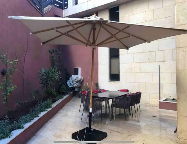 Spacious Amman flat with garden and Pool