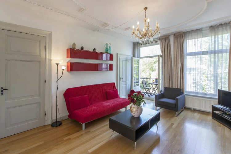 Artis Aquarium Apartment