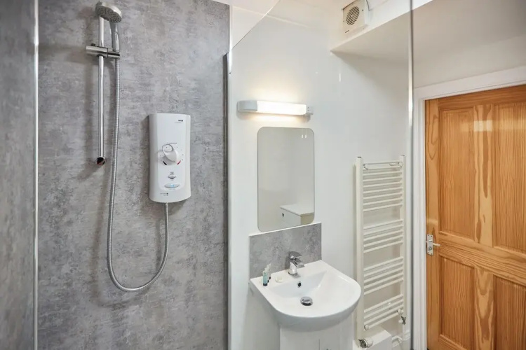 Host Stay Seaside Apartment